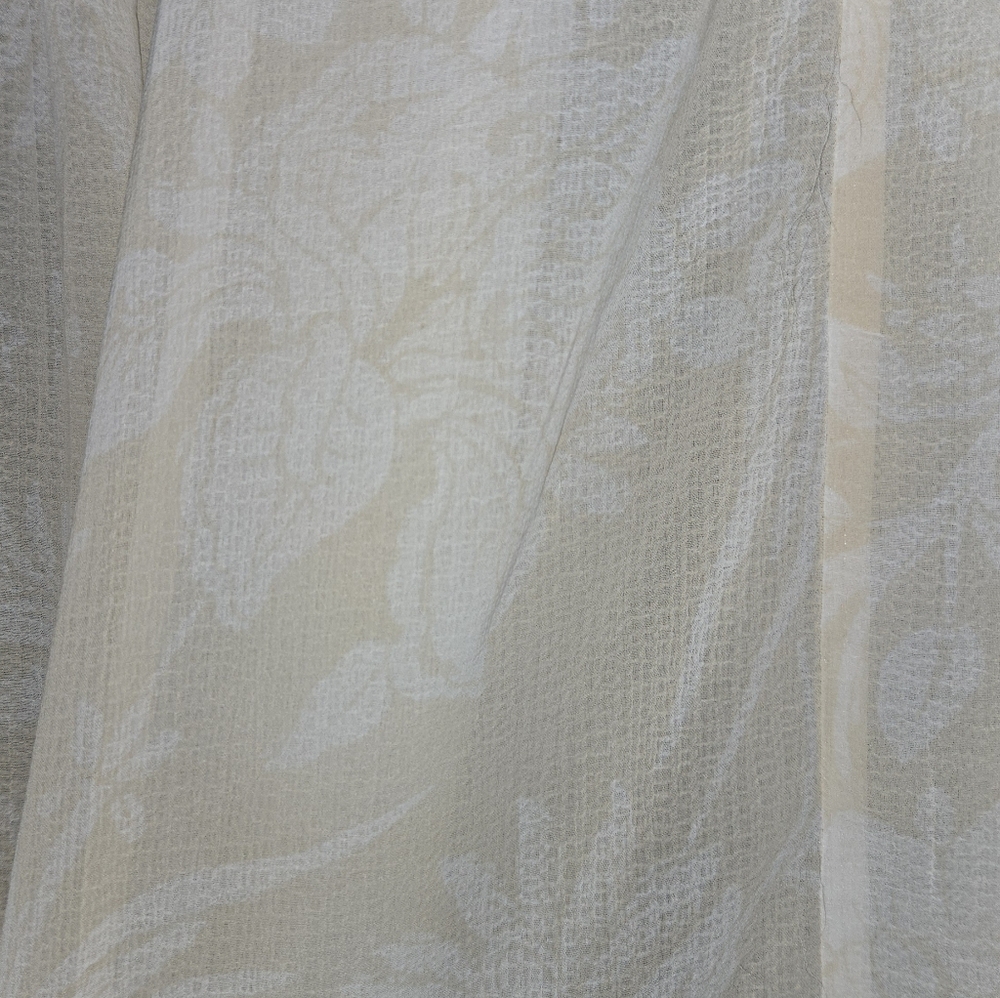 Elegant Cream Elephant Pants - Picture 3 of 3